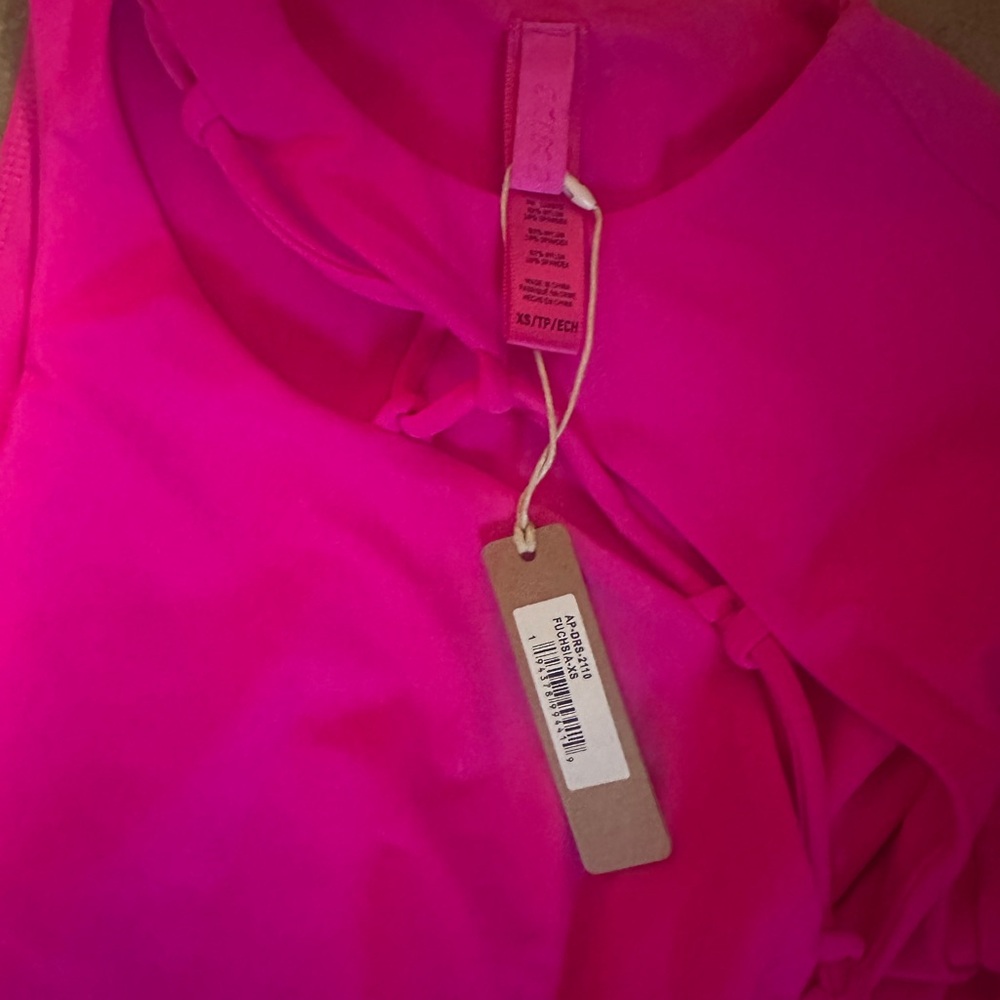 Skims lace up bodycon dress in Fuchsia size XS, brand new with tags - Picture 6 of 6